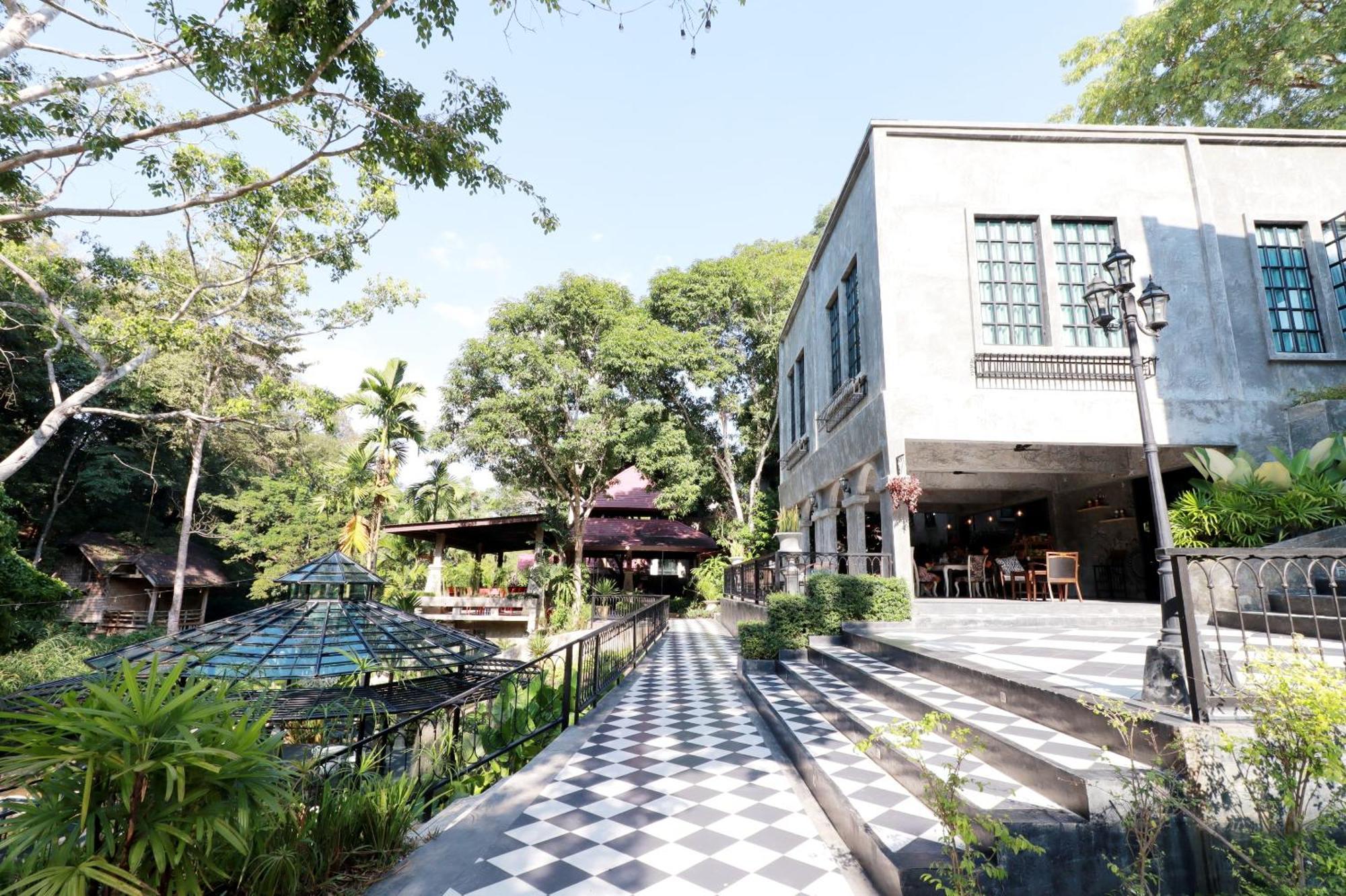 Capital O 464 At Nata Chiangmai Chic Jungle Hotel Mae Rim Eksteriør billede